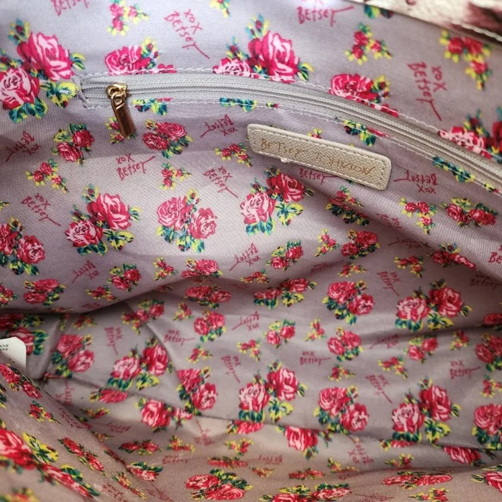 Betsey Johnson Xozaria Large Tote - Picture 8 of 16